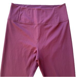 Girlfriend Collective Ribbed High Rise Cropped Leggings Size Large Maroon